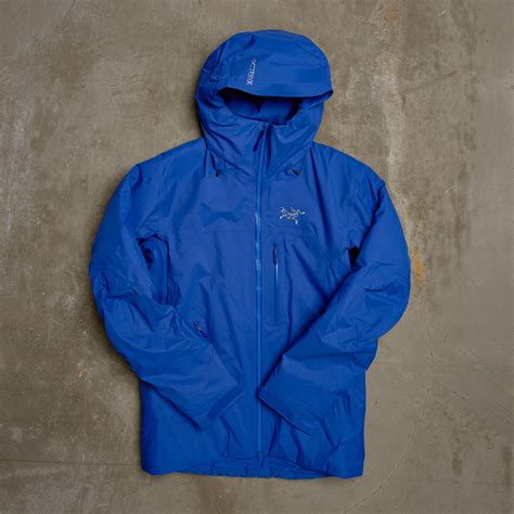 Arcteryx Beta Insulated Jacket – THE SKI MONSTER.